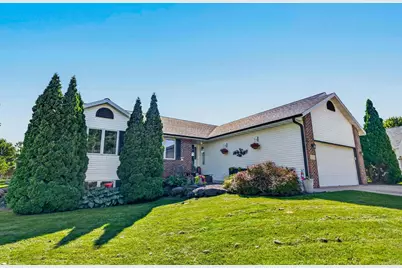 1357 Overlook Pass, Sun Prairie, WI 53590 - Photo 68