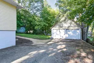 1320 Beloit Ave, Janesville, WI 53546 - Photo 34