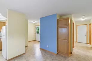 408 Michele St, Mount Horeb, WI 53572 - Photo 4