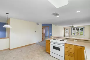 408 Michele St, Mount Horeb, WI 53572 - Photo 10