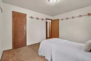 2002 Mineral Point Ave, Janesville, WI 53548 - Photo 20
