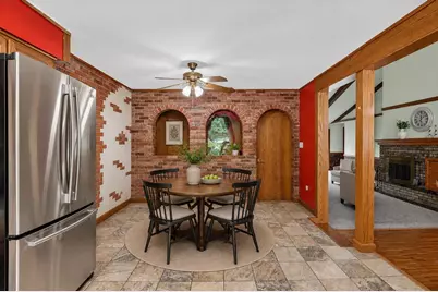 2002 Mineral Point Avenue, Janesville, WI 53548 - Photo 8