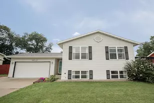 310 Marlboro Ave, Edgerton, WI 53534 - Photo 1