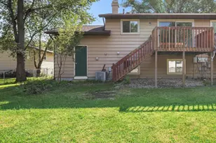718 Bickley Ct, Stoughton, WI 53589 - Photo 4