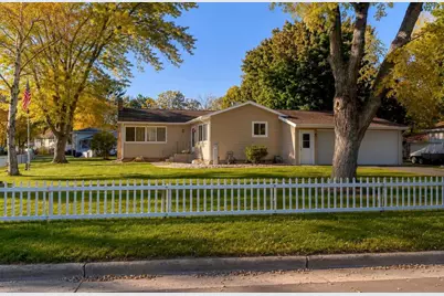 414 Herwig Drive, Pardeeville, WI 53954 - Photo 2