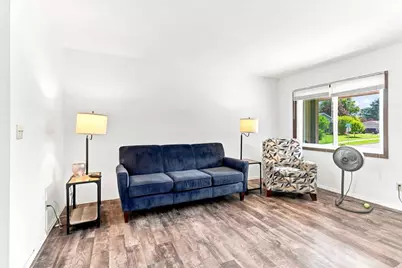624 Madison Avenue, Baraboo, WI 53913 - Photo 4