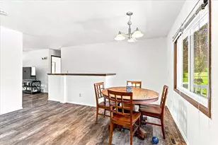 624 Madison Ave, Baraboo, WI 53913 - Photo 8