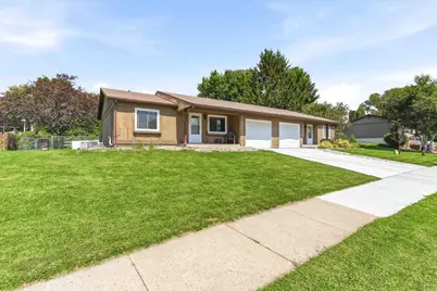 624 Madison Avenue, Baraboo, WI 53913 - Photo 32