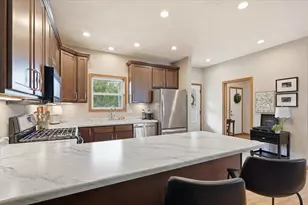 100 Isham St, Stoughton, WI 53589 - Photo 10