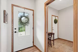100 Isham St, Stoughton, WI 53589 - Photo 4