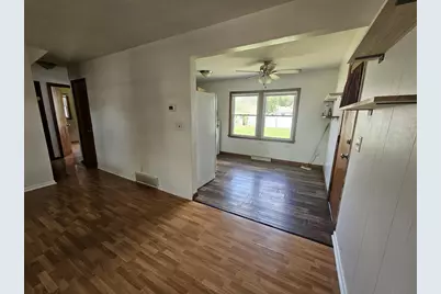 716 N Arch Street, Janesville, WI 53548 - Photo 4