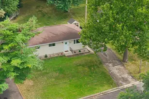 2013 Ardmore Dr, Madison, WI 53713 - Photo 40