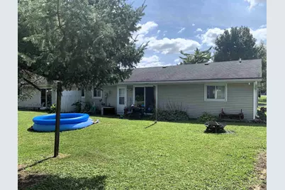 100-102 Hillside Lane, Columbus, WI 53925 - Photo 6