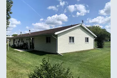 100A-100B Tower Drive, Columbus, WI 53925 - Photo 4