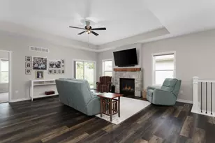 3823 Tanglewood Pl, Janesville, WI 53546 - Photo 10