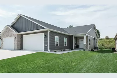 3823 Tanglewood Place, Janesville, WI 53546 - Photo 1