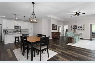 3823 Tanglewood Place, Janesville, WI 53546 - Photo 4