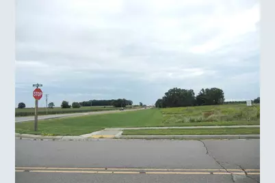 4620 Liuna Way, DeForest, WI 53532 - Photo 2
