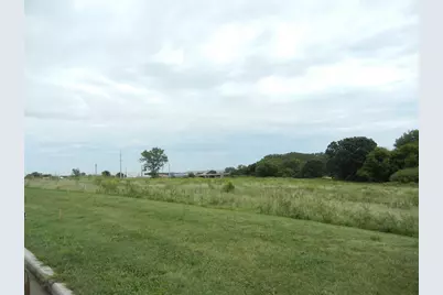 4624 Liuna Way, DeForest, WI 53532 - Photo 16