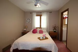 5721 Meadowood Dr, Madison, WI 53711 - Photo 32