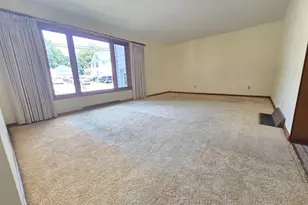 56 E Charles St, Markesan, WI 53946 - Photo 10