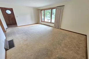 56 E Charles St, Markesan, WI 53946 - Photo 12