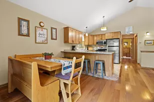 W14129 Theresa Ln, Prairie Du Sac, WI 53578 - Photo 8