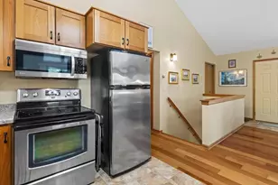W14129 Theresa Ln, Prairie Du Sac, WI 53578 - Photo 12