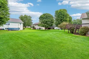 2016 Tumbleweed Dr, Prairie Du Sac, WI 53578 - Photo 34