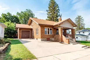 408 Grant St, Argyle, WI 53504 - Photo 2