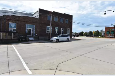 100 N Water Street, Lake Mills, WI 53551 - Photo 4