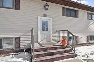 410 Pearl St, Poynette, WI 53955 - Photo 4