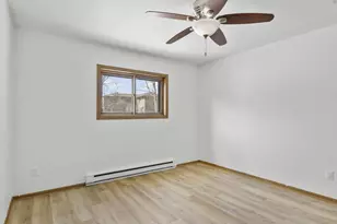 410 Pearl St, Poynette, WI 53955 - Photo 28