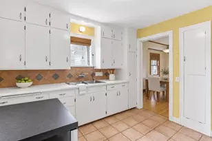2005 Carey Ct, Madison, WI 53704 - Photo 12
