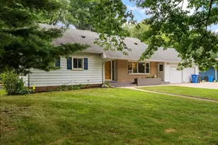 4611 Dennis Dr, Madison, WI 53704 - Photo 46