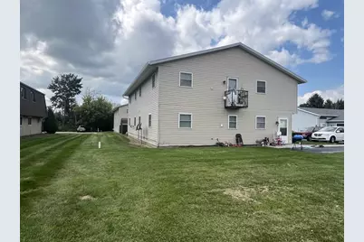 108-116 Eilbes Avenue, Beaver Dam, WI 53916 - Photo 6