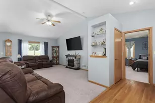 4562 Parkwood Dr, Milton, WI 53563 - Photo 10