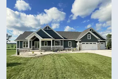 3306 Colton Way, Sun Prairie, WI 53590 - Photo 2