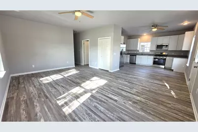 606 W Delavan Drive, Janesville, WI 53548 - Photo 6
