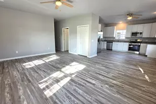 606 W Delavan Dr, Janesville, WI 53548 - Photo 6