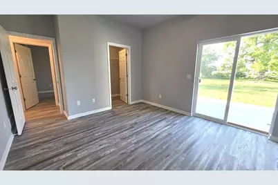 606 W Delavan Drive, Janesville, WI 53548 - Photo 14