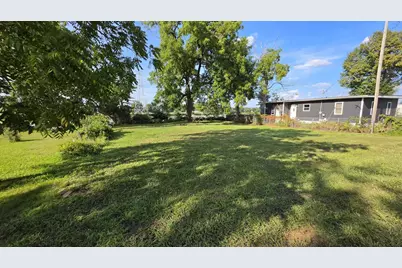 606 W Delavan Drive, Janesville, WI 53548 - Photo 20
