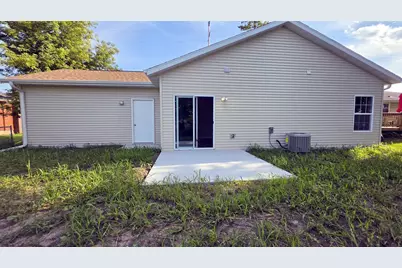 632 W Delavan Drive, Janesville, WI 53548 - Photo 26