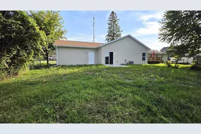 632 W Delavan Drive, Janesville, WI 53548 - Photo 24