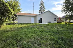 632 W Delavan Dr, Janesville, WI 53548 - Photo 24