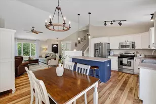 3629 Turning Leaf Dr, Madison, WI 53719 - Photo 8
