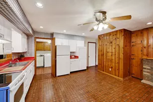419 W Elm St, Sun Prairie, WI 53590 - Photo 8