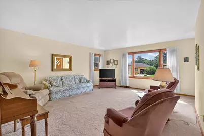 2016 Moreland Drive, Janesville, WI 53548 - Photo 10