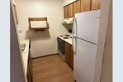 837 N Gammon Road #F, Madison, WI 53717 - Photo 8
