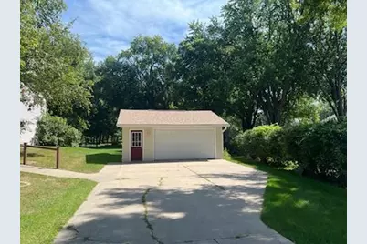 309 Rounsville Street, Waupun, WI 53963 - Photo 6